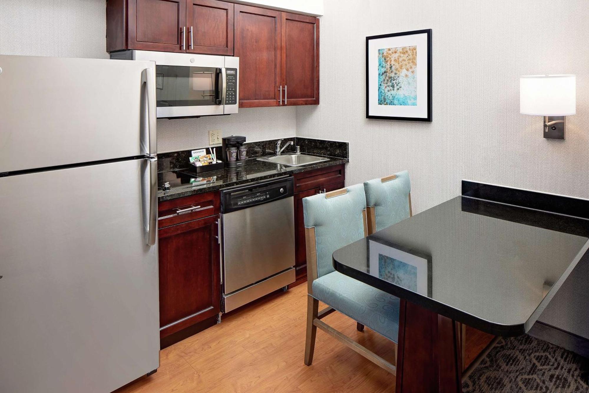 Homewood Suites By Hilton Dallas Market Center Экстерьер фото