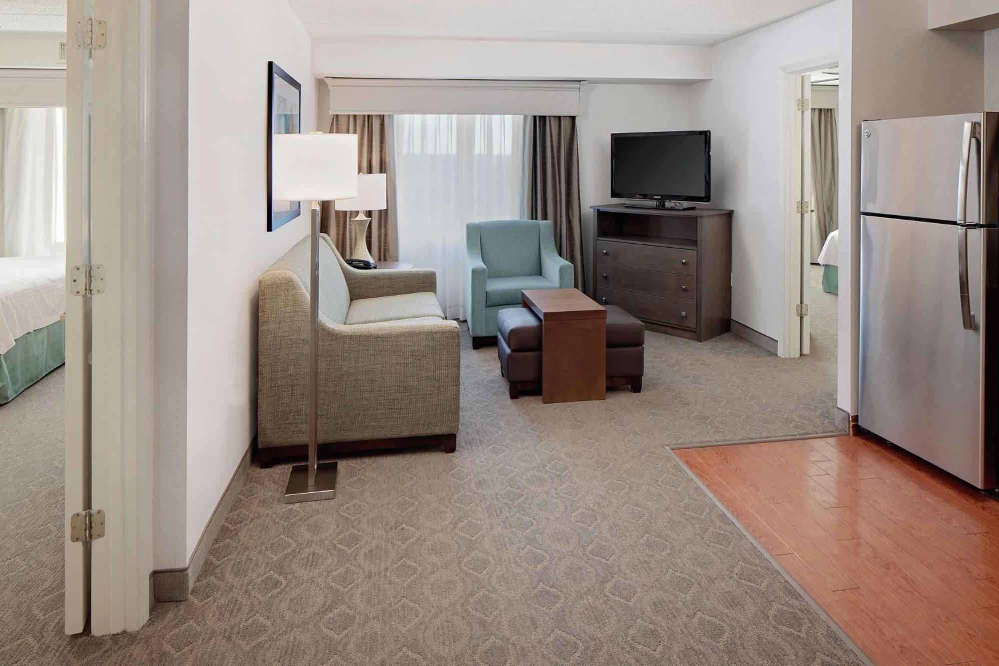 Homewood Suites By Hilton Dallas Market Center Экстерьер фото