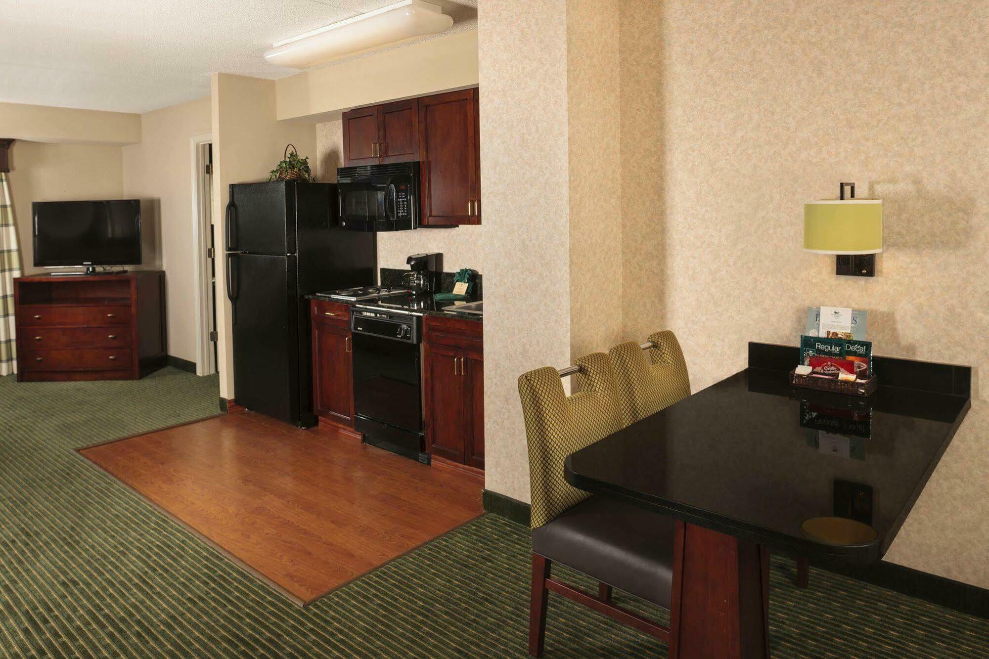 Homewood Suites By Hilton Dallas Market Center Экстерьер фото